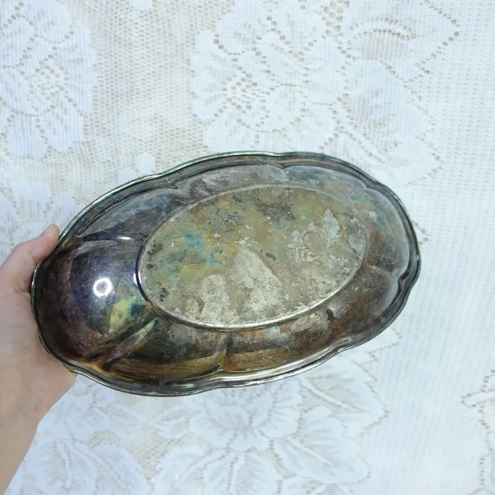 VTG Oval Silverplated Dish Candy Scalloped Etched Alloy Metal Nuts Keys Tabletop